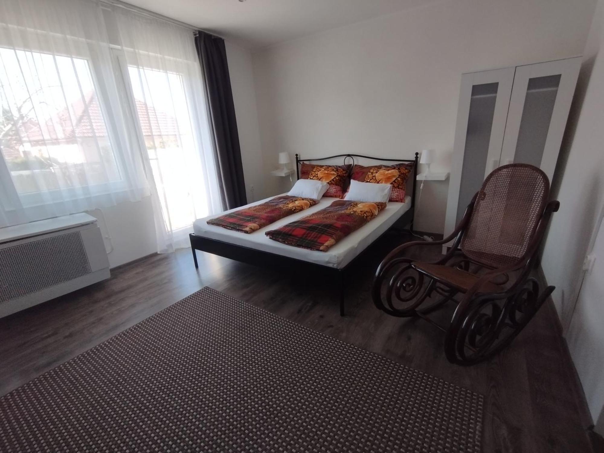 Var-Lak Apartman Балатонфюзфе Екстер'єр фото